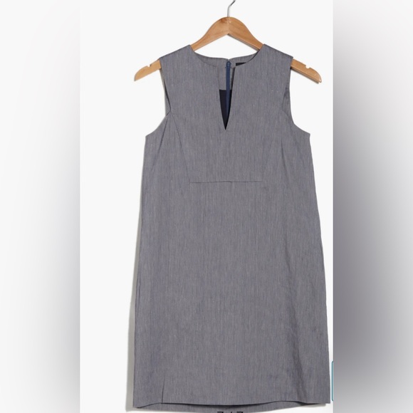 Theory Dresses & Skirts - PRICE REDUCTION Theory Linen Blend Shift Dress